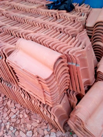 portuguese-type-of-roofing-tiles-big-1